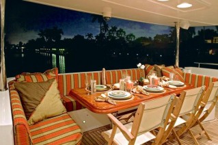 HUEYS ISLAND -  Aft Deck Dining